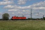 152 042 aus Freilassing kommend am 133. Mai 2026 bei �bersee am Chiemsee.