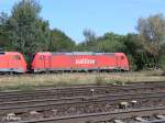 185 217-7 wartet auf neue Aufgaben in Regensburg Ost.