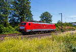 Die 189 024-3 (91 80 6189 024-3 D-DB) der DB Cargo AG rauscht am 28 Juni 2024, als Lz (Lokzug)/ auf Tfzf (Triebfahrzeugfahrt) durch Ruderdorf (Kreis Siegen) in Richtung Siegen.