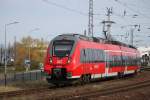 442 840-5 als S2 von Warnemnde nach Gstrow bei der Ausfahrt am 12.04.2015 in Warnemnde.