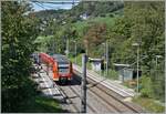 Der DB ET 426 014-7 beim Halt in Bietingen auf der Fahrt nach Singen.