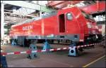 RAILION Logistics 185 280-5 bekommt neue Rads�tze (135 Jahre Werk Cottbus, Cottbus 19.09.2009)