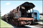 Diese Dampflok der Baureihe 50.35, soviel war herauszufinden, macht keinen fahrt�chtigen Eindruck mehr (Dampflokfest im Traditionsbahnbetriebswerk Sta�furt, gesehen Sta�furt-Leopoldshall 05.06.2010)