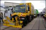 Den Unimog U400 kann man in verschiedenen Varianten ordern, hier ist er mit den Ger�ten f�r die Vegetationspflege ausger�stet (INNOTRANS 2010 Berlin 21.09.2010)