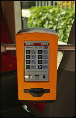 InnoTrans 2016 in Berlin: Ticketautomat in einem Skoda 30 T  For City  f�r Bratislava (DPB).