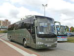  Auf der Nordseite der Hauptbahnhofes von Rostock stand am 31. August 2018 der Bus der
Firma M. Maaß GbR aus Plauen.
   