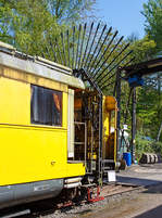   Detailbild von dem „Tunneligel“  712 001-7, ex DB Karlsruhe 6210, am 30.04.2017 im Eisenbahnmuseum Bochum-Dahlhausen, hier die Meßeinrichtung mit den ausgeklappten Meßtastern.