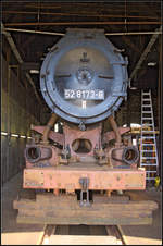 Dampflok einmal anders: Die 52 8173 der Dampflokfreunde Berlin e.V. stand zum gr��ten Teil zerlegt im Lokschuppen auf dem Vereinsgel�nde in Berlin-Sch�neweide. Sie erhielt wohl eine �berholung und am 21.04.2018 w�hrend des Fr�hjahrsfest auf dem Vereinsgel�nde konnte man einen Blick auf die Lok  ohne alles  werfen.