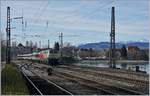 Die Westfrankenbahn 218 460-4  Conny  und die DB 218 419-0 haben in Lindau den von Zürich kommenden EC 191 übernommen und verlassen nun den Bodensee in Richtung München Hbf.