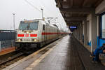 Die 146 564-0 (91 80 6146 564-0 D-DB) der DB Fernverkehr AG fährt am 14 Februar 2024, mit dem IC 2039 nach Leipzig (Norddeich Mole – Bremen – Hannover – Leipzig), in den Bahnhof