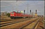 DB Regio 143 576-7 mit der RB14 Senftenberg am 14.04.2013 in Berlin Sch�nefeld Flughafen    - Update: ++ 11.2018 bei Fa.
