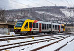 Der VT 267 (95 80 0648 167-4 D-HEB / 95 80 0648 667-3 D-HEB) ein Alstom Coradia LINT 41 der HLB (Hessische Landesbahn), erreicht am 21.01.2023 bald, als RB 93 Rothaarbahn (Bad Berleburg - Kreuztal -