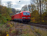 Die Siemens Vectron MS 193 398-5 (91 80 6193 398-5 D-DB) der DB Cargo AG fährt am 31 Oktober 2024 mit einem leeren Autotransportzug (Wagen der Gattung Laaers 560.1) der DB Cargo Logistics GmbH