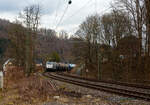 Die an die Retrack Germany GmbH (Hamburg) vermietete Railpool 186 540-1  Anton  (91 80 6186 540-1 D-Rpool) fährt am 14 März 2025 mit einem Kesselwagenzug durch Kirchen an der Sieg in Richtung Siegen. Sie trägt Aufkleber „Bombardier TRAXX Nr. 200 für Railpool“. 

Die Bombardier TRAXX F140 MS(2E) wurde 2020 von Bombardier in Kassel unter der Fabriknummer 35654 gebaut und an die Railpool ausgeliefert. Sie ist damit die 200te Bombardier TRAXX-Lok für die Railpool GmbH (München). Die Multisystemlokomotive hat die Zulassungen bzw. besitzt die Länderpakete für Deutschland, Österreich, Polen, Tschechien, Slowakei, Ungarn und die Niederland (D/A/PL/CZ/SK/HU/NL).