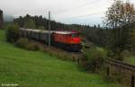 GEG BB 1245.518 vor Sonderzug Innsbruck - Mittenwald anlsslich des Streckenjubilums 100 Jahre Mittenwaldbahn, KBS 410 Garmisch-Partenkirchen - Innsbruck, fotografiert bei Leithen am 30.09.2012 -->