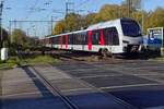 Abellio ET25 2301 verlässt Emmerich am 8 Npvember 2019 nach Arnhem.