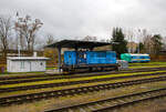 Die 742 441-9 (CZ- ČDC 92 54 2 742 441-9) der ČD Cargo steht am 24.11.2022 bei der Diesel-Tankstelle beim Bahnhof Domažlice (Taus).