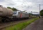 Die mit DACH-Zulassung (Deutschland, Österreich und Schweiz) an die DB Cargo AG vermietete Akiem 185 544-4 (91 80 6185 544-4 D-AKIEM), ex MRCE Dispolok (91 80 6185 544-4 D-DISPO), fährt am