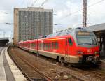   Die beiden vierteilige Stadler FLIRT 3 der DB Regio AG NRW, 1428 008 / 1428 508 und 1428 006 / 1424 506 (94 80 1424 008-5 D-DB / 94 80 1424 508-4 D-DB und 94 80 1424 006-9 D-DB / 94 80 1424 506-8