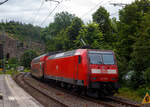 Steuerwagen voraus verlässt der RE 9 rsx - Rhein-Sieg-Express (Siegen – Köln – Aachen) am 21 Juni 2024 den Bahnhof Kirchen/Sieg.