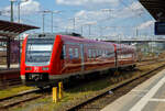 Der Dieseltriebwagen mit Neigetechnik 612 654 / 612 154 (95 80 0612 654-3 D-DB / 95 80 0612 154-4 D-DB), ein Bombardier  RegioSwinger  der DB Regio Bayern, ist am 21 April 2023 im Hbf Hof abgestellt.