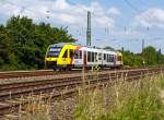   Nun da der Dieseltriebwagen VT 277 der HLB - Hessische Landesbahn (95 80 0648 017-1 D-HEB / 95 80 0648 517-0 D-HEB) den Gießen verlassen hat und gleich den Hp Dutenhofen erreichen wird,