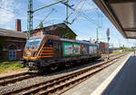 Die 187 537-6 (91 80 6187 537-6 D-HSL) der HSL Logistik GmbH (Hamburg) fährt am 16 Mai 2022 auf Tfzf (Triebfahrzeugfahrt) durch den Hauptbahnhof Schwerin.