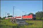 DB Fernverkehr 120 145 mit einem EC am 05.06.2013 in der Berliner Wuhlheide