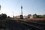 X4E 867 zieht mit einem Containerzug durch Nürnberg Hohe Marter.