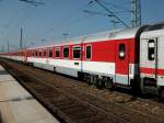 Slowakischer 2.Klasse Reisezugwagen Bmpeer 61 56 20-70 225-3 Heimatbahnhof:Bratizlava eingereiht im EC 379 Binz-Brno am 18.April 2010 in Bergen/R�gen.