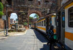 In Rom gibt es auch die schmalspurige Bahnstrecke Roma Laziali–Giardinetti (Nuova ATAC, Betriebsteil Ferrovie Lazali) in der Spurweite 950 mm.