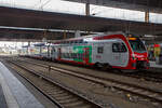 Der CFL 2307, ein dreiteiliger Stadler KISS, steht am 26 Mai 2024 im Hauptbahnhof Düsseldorf, als IC 5106 nach  Luxembourg (Düsseldorf Hbf - Koblenz Hbf - Trier Hbf – Luxembourg), zur