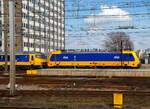 Die NS 186 119 (91 84 1186 119-1 NL-NS) erreicht am 31 Mrz 2018 mit einem IC (InterCity) den Bahnhof Amsterdam Centraal.