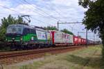 LTE 193 261 schleppt den Rzepin-Shuttle durch Wijchen am 14 Juni 2019.