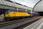 NS 193 759 hat soeben die NightJet in Amsterdam centraal geschleppt und wird abgekuppelt, weil die Reisenden fr Innsbruck und Wien einsteigen und am anderen Ende dieses Zges 193 766 aktiv werd.