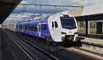 Limax, Flirt 3 von Arriva, (94 84 4 030 550-4) erreicht aus Aachen kommend den Bahnhof von Maastricht, nach kurzem Halt fährt dieser weiter nach Lüttch-Guillemins. 12.09.2024
Seit dem 30. Juni verkehrt der R 18, zwischen Aachen – Maastricht - Lüttich im Stundentakt ohne umsteigen, zudem zwischen Aachen und Maastricht im Halbstundentakt.