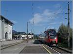 Der ÖBB ET 4024 102-8 als Regionalzug von Bregenz nach St.Margrethen beim Halt in Hard-Fussach.