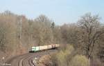 ER20-02 durchfährt Reuth bei Erbendorf mit dem Hackschnitzelzug aus Wiesau - Regensburg.