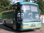 Neoplan Euroliner von Przew�z Os�b  Ontour  Kamil Grzybowski aus Polen im Stadthafen Sassnitz.