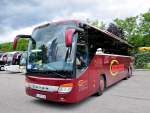 Alle/302991/setra-416-gt-hd-von-reichelt-reisenb SETRA 416 GT-HD von REICHELT reisenb / BRD am 14.6.2013 in Krems an der Donau.