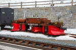 Der RhB Spurpflug Xk 9144 (Baujahr 1968 bei Ernst Stadler) abgestellt am 21.03.2023 im Bahnhof Pontresina.