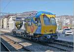 Der Scheuchzer Tm 98 85 52 34 401-8 CH-  Ecureuil 1  (Eichhörnchen) wartet in Vevey auf die Weiterfahrt nach Lausanne.