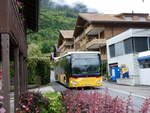 (263'281) - PostAuto Bern - BE 610'543/PID 11'687 - Mercedes am 1. Juni 2024 in Iseltwald, Dorfplatz