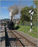 Die Blonay-Chamby BFD HG 3/4 N° 3 rangiert in Blonay, rechts im Bild das Ausfahrsiganl, in Form einer Hippschen Wendescheibe.