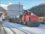 Eine weitere Am 841, die Am 841 013 (Am 92 85 841 013-6 CH-LPAG) macht sich mit einem Güterzug bereit um in Richtung Göschenen zu fahren.

21. Jan 2025