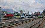 Der Bahnhof von Aigle mit TPC Zügen in alle Richtungen: Der TPC Beh 2/6 545 wird als R72 130 nach Monthey fahren, der neue TPC ASD ABe 4/8 473  Glacier 3000  als R 71 432 nach Les Diablerets und der A-L BDeh 4/4 mit Bt 361 als R 70 332 nach Leysin Grand Hotel.
Zudem ist im Hintergrund eine SBB Re 460 zu erkennen, welche einen IR 90 in Richtung Lausanne schiebet. 

3. Aug. 2024 