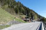 (286'223) - AFA-Haltestelle am 18. April 2026 in Frutigen, Rohrbach