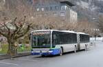 (283'306) - PostAuto Nordschweiz - BL 154'203/PID 12'421 - Mercedes (ex TPL Lugano Nr. 405) am 19. Dezember 2025 beim Bahnhof Meiringen