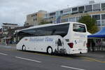 (281'694) - Straubhaar, Thun - Nr. 6/BE 555'977 - Setra am 21. Oktober 2025 beim Bahnhof Thun