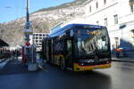 (284'163) - PostAuto Wallis - VS 581'438/PID 12'195 - eMercedes am 15. Januar 2026 beim Bahnhof Brig